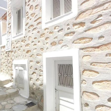 Syros Stone Yard House Vila Hermópolis Exterior foto
